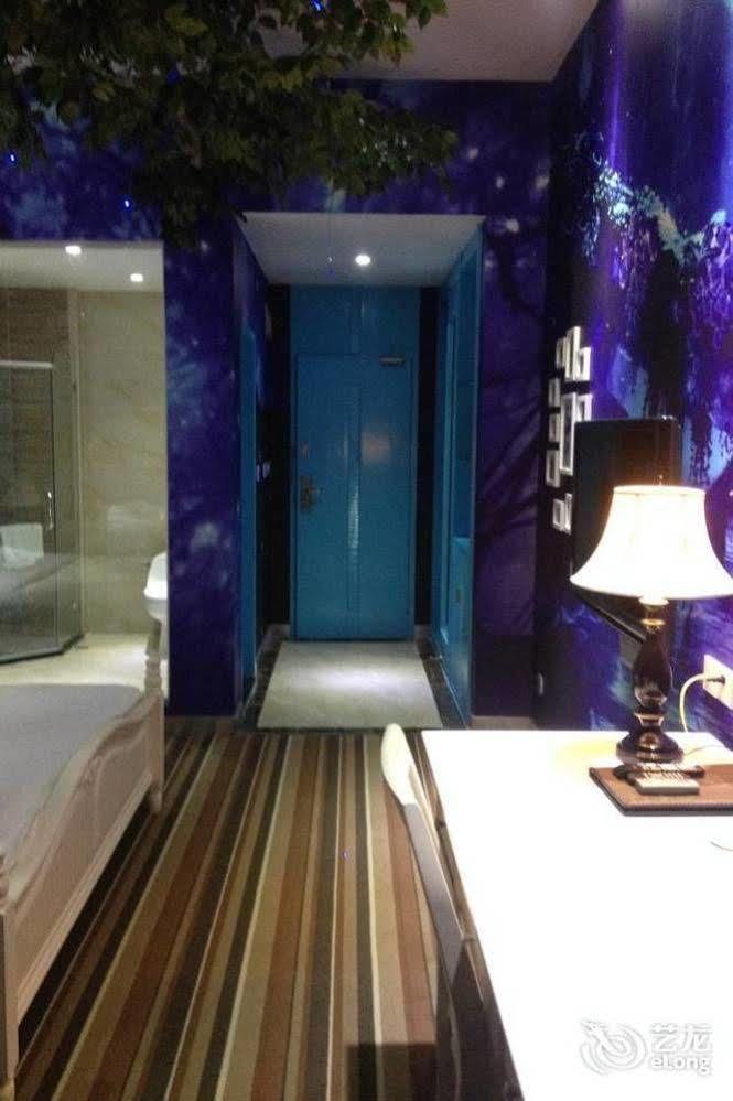 Huayu South City Hotel Wenjiang Экстерьер фото